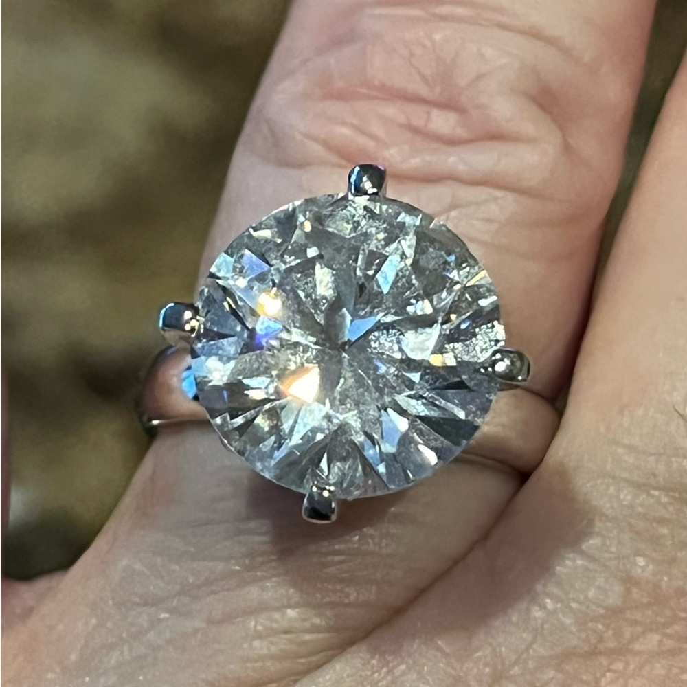 Solitaire Ring Round Large CZ stone Filigree Lacework on Box/Prongs Silver Plate - Picture 4 of 14